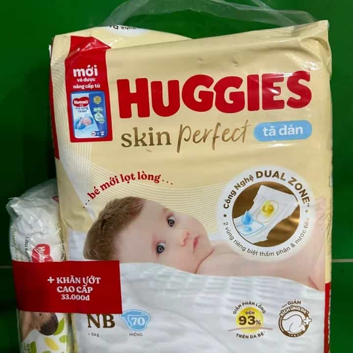 ta-dan-huggies-nb-70-mieng.webp